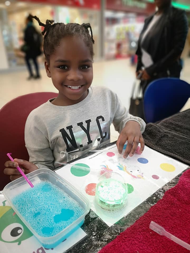 Bubble workshop craft activities for events in Worcester.