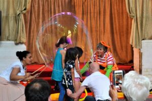 bubble show party entertainer London