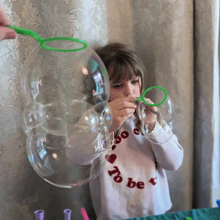 blowing-bubble-roundabouts-magic-tricks
