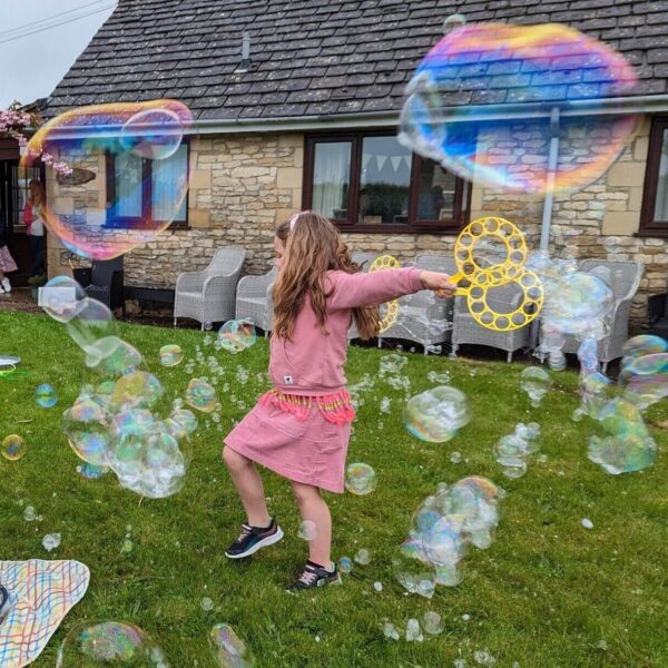 Bubble party kids making bubbles hoops and loops kit