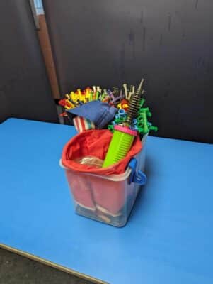 simple box balloon set up