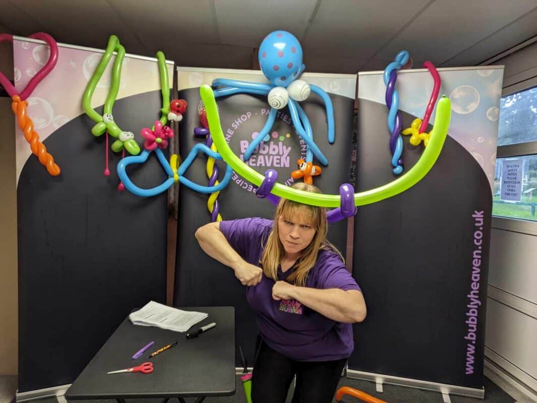 viking horn balloon modelling hat