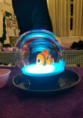 Fish inside a bubble sensory workshop for kids