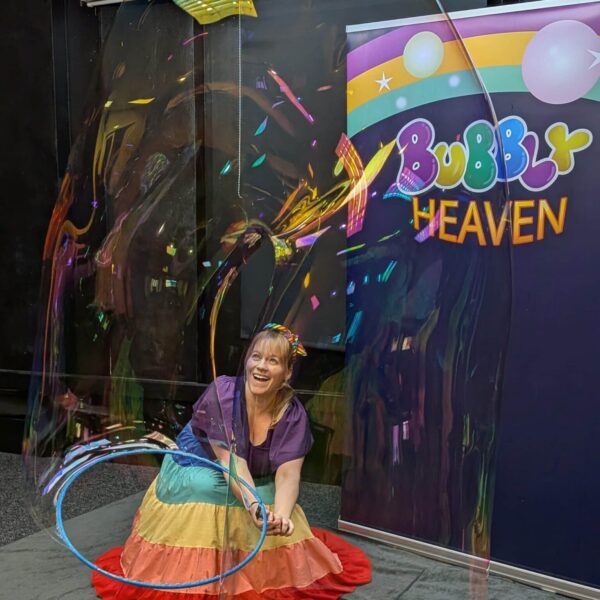 Children's bubble party entertainer bubble magic show gloucestershire