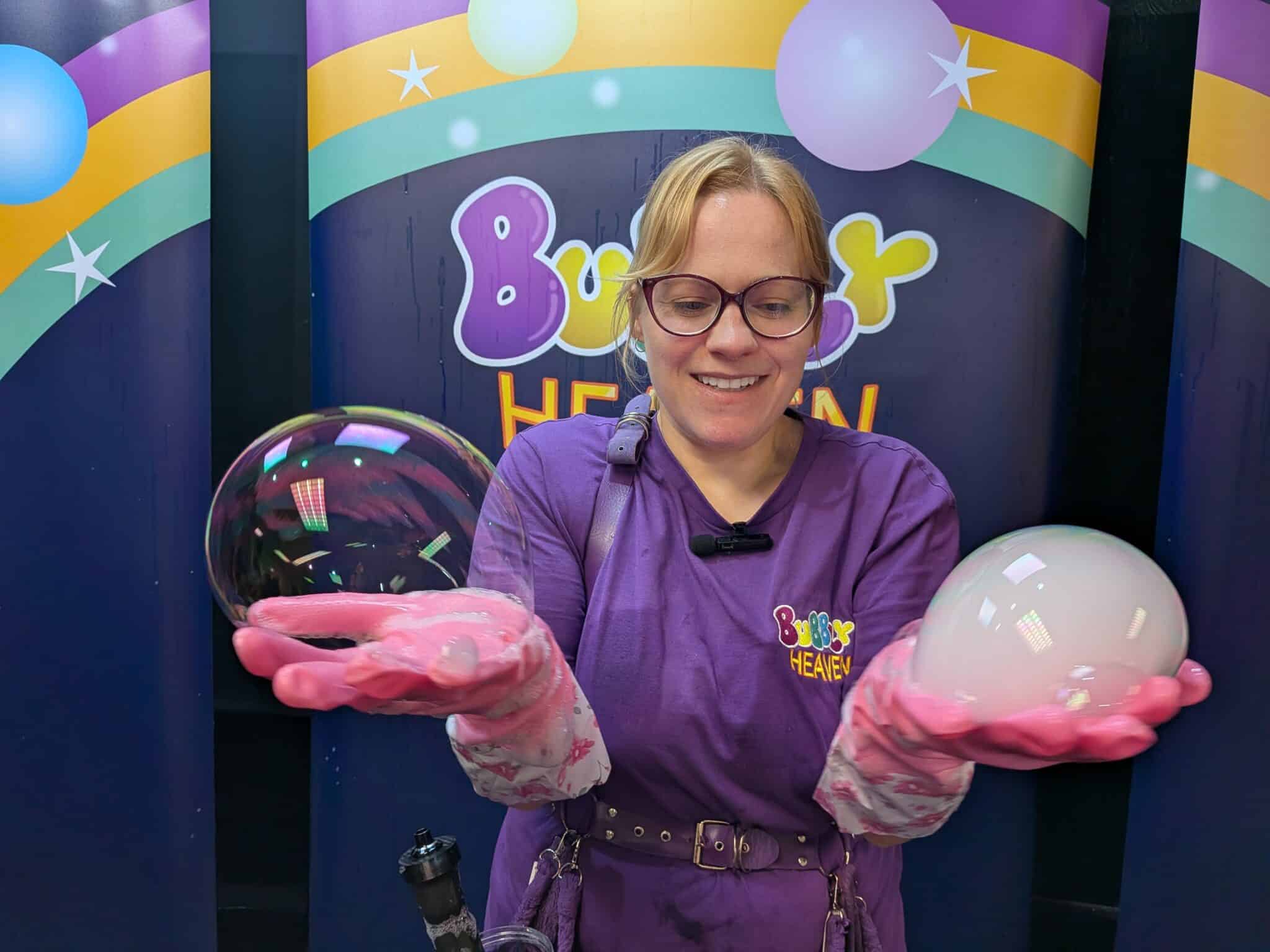 Bubble entertainer instructor teaching smoke fog bubbles